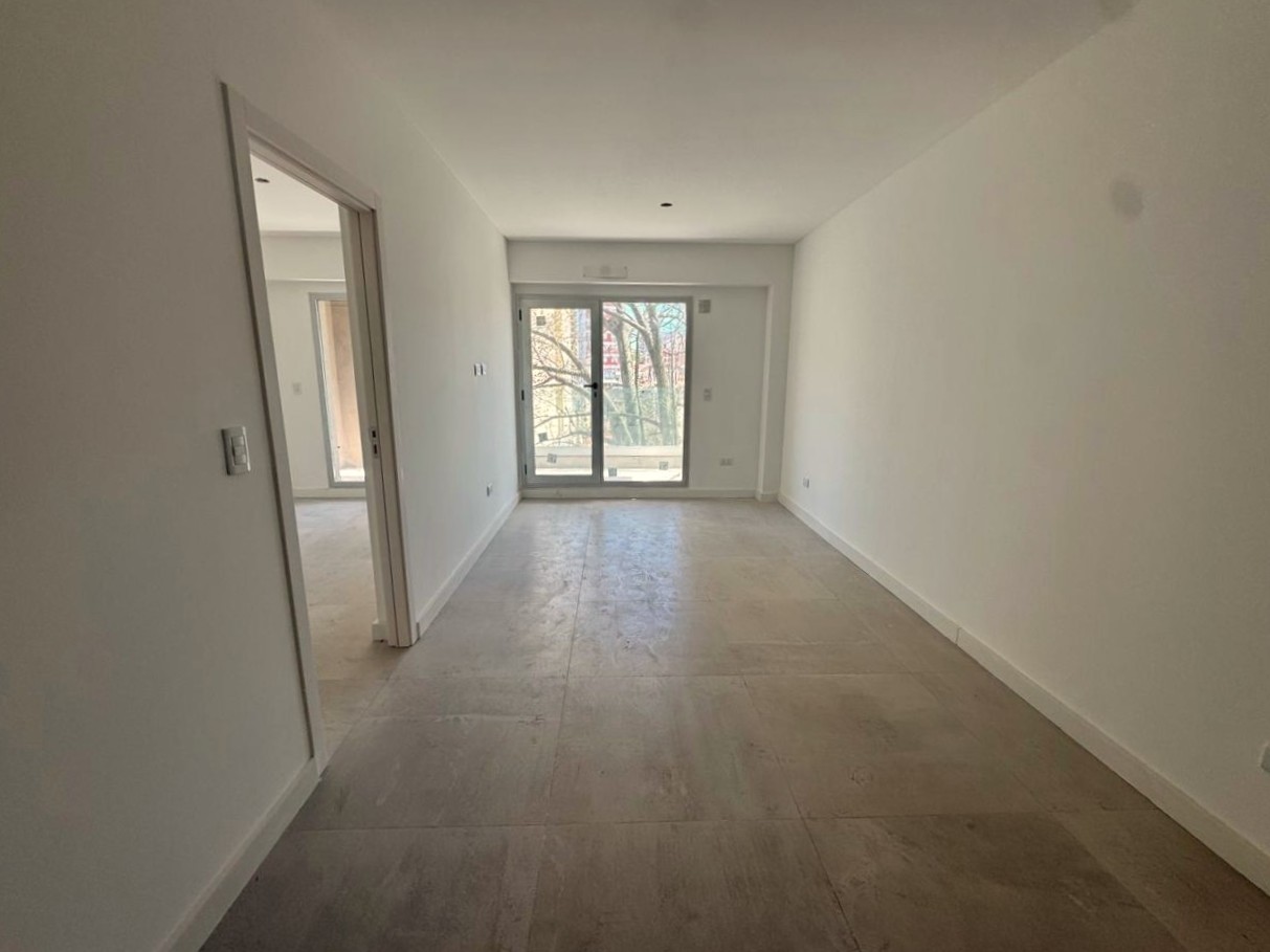 ARRIBEÑOS 3750, 4°A - 2 Ambientes con Balcón  con parrilla y Full Amenities.