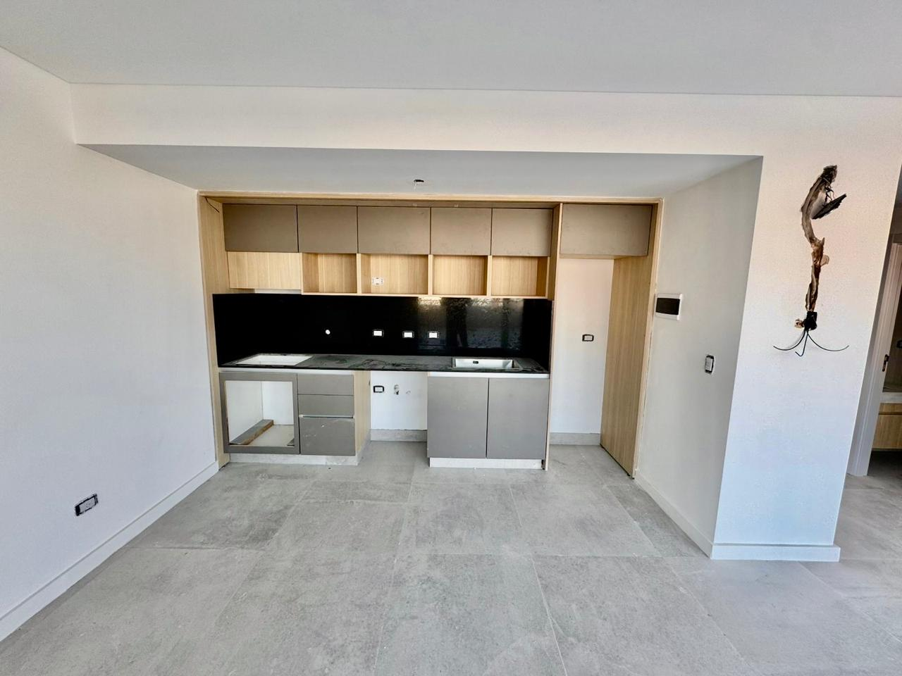 Imagen 4 de ¡Monoambiente Único Y Divisible Con Terraza Propia!