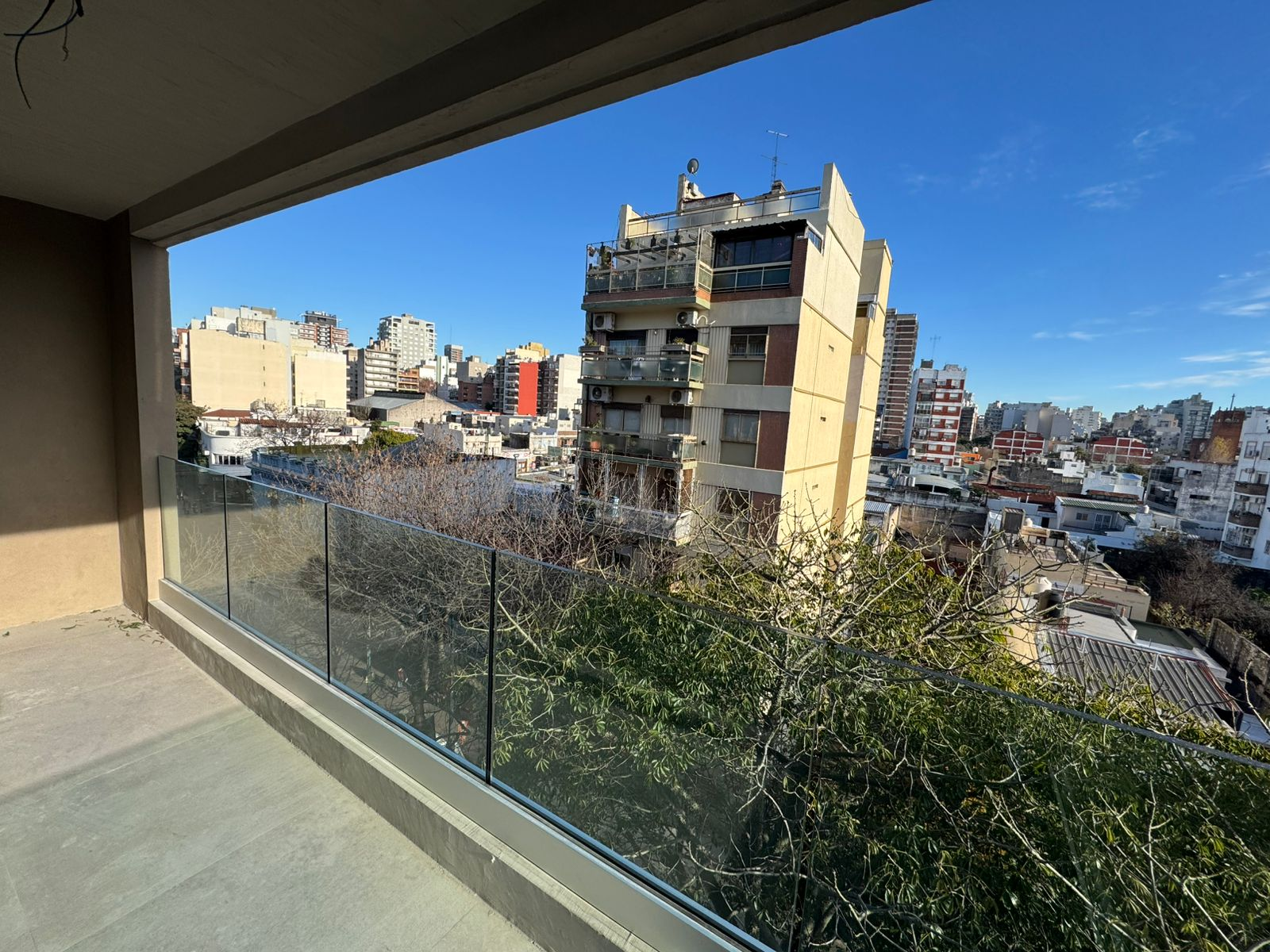 Modernos dos ambientes a estrenar. Entrega Octubre 2025